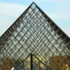 Пирамида Лувра.