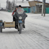 А у нас в деревне все так ездят