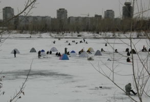 Зимняя рыбалка на Енисее