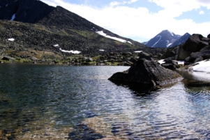 камень воздух и вода.