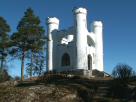 Замок -усыпальница Людвигштайн