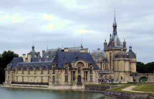 Замок Шантийи -Франция