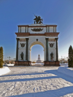 Триумфальная арка в Курске