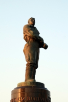 Памятник В.П.Чкалову.
