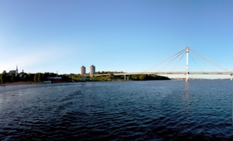 Октябрьский мост. Река Шексна.