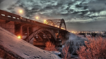 ночной мост на МКАДе