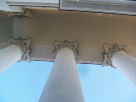 колонны Троицкого собора