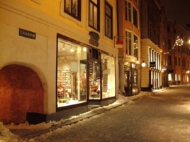 Арки:подворотня в Стокгольме