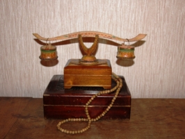 Деревянный "телефон"