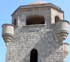 Балконы башни рыцарского замка