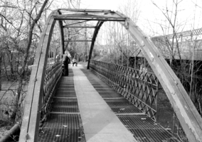 Железный мостик