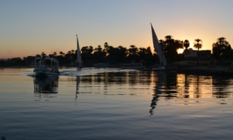 Вечер на реке Нил
