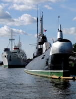 Подводная лодка и "Витязь"