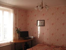 Жар-птица в розовой спальне