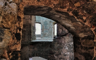 Лабиринты старого замка