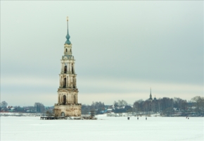 Колокольня Николаевского собора