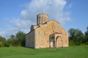 Храм в селе Моква, Абхазия.
