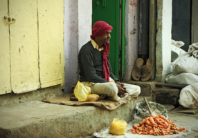 Продавец моркови, Индия