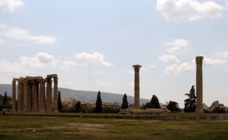 Классические руины Афин.