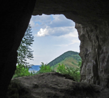Жигули . Вид из пещеры.