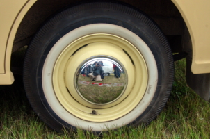 Отражение в колесе