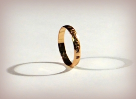 Любовь-кольцо, а у кольца...
