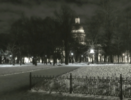 Ночь в Александровском саду