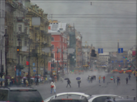 В Петербурге дождь...