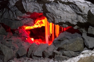 Валуны в Кунгурской пещере