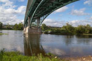мост через реку Чусовая