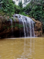 Водопад "Пренн" в туристическом парке Вьетнама