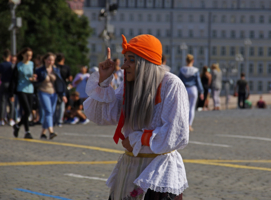 Баба-яга на Красной площади