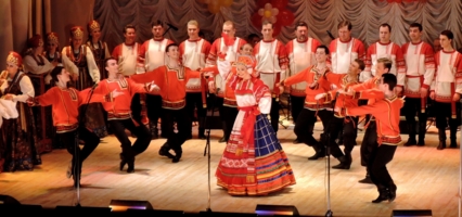 На сцене - Рязанский народный хор