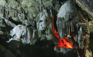 Чудовища Новоафонской пещеры