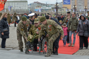 Своих не бросаем