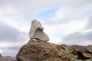 Просто камень