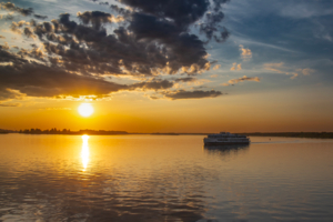 Любоваться закатом можно там, где ты находишься