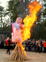 Сжигание Масленицы.