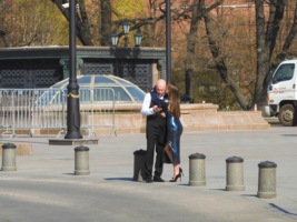 Мягко стелет...