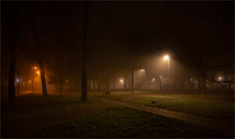 На город опустилась мгла...