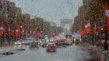 Все разговоры только о погоде