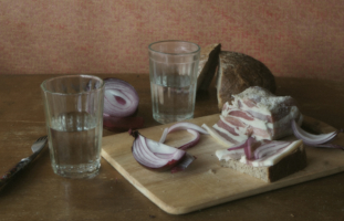 Ну, за здоровье!