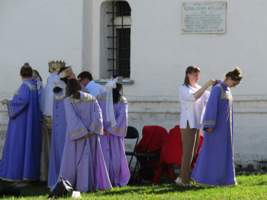 Переодевание в яркое