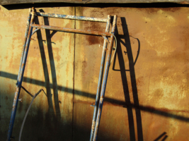 Жесткое притягивает жесткое