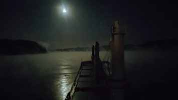 А мы едем, а мы едем за туманом...