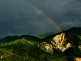 Над горами,над лесами