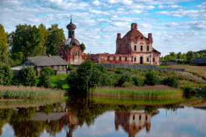 Не крест – бескрестье мы несем...