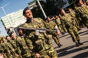 Че на страже.