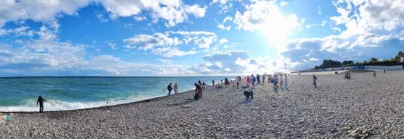 Прямо в глаза.