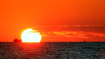 На закате...